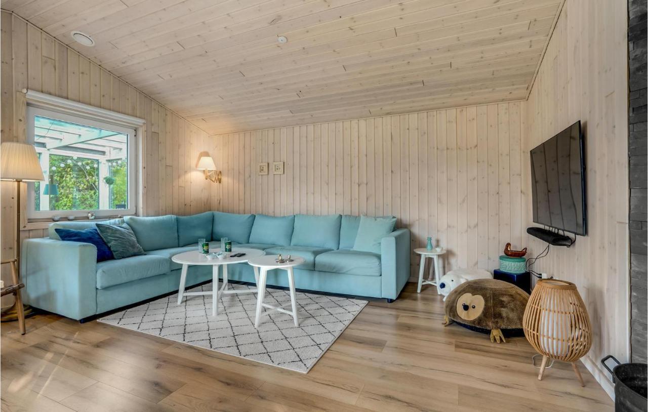 Nice Home In Havndal With Kitchen Buitenkant foto
